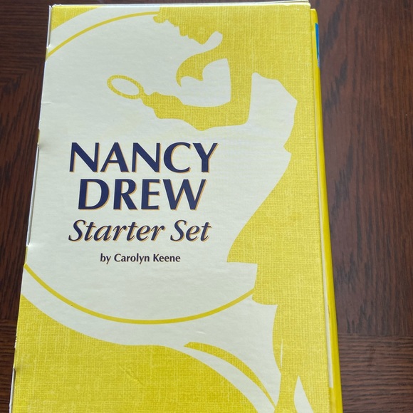Nancy Drew starter set - Picture 1 of 3